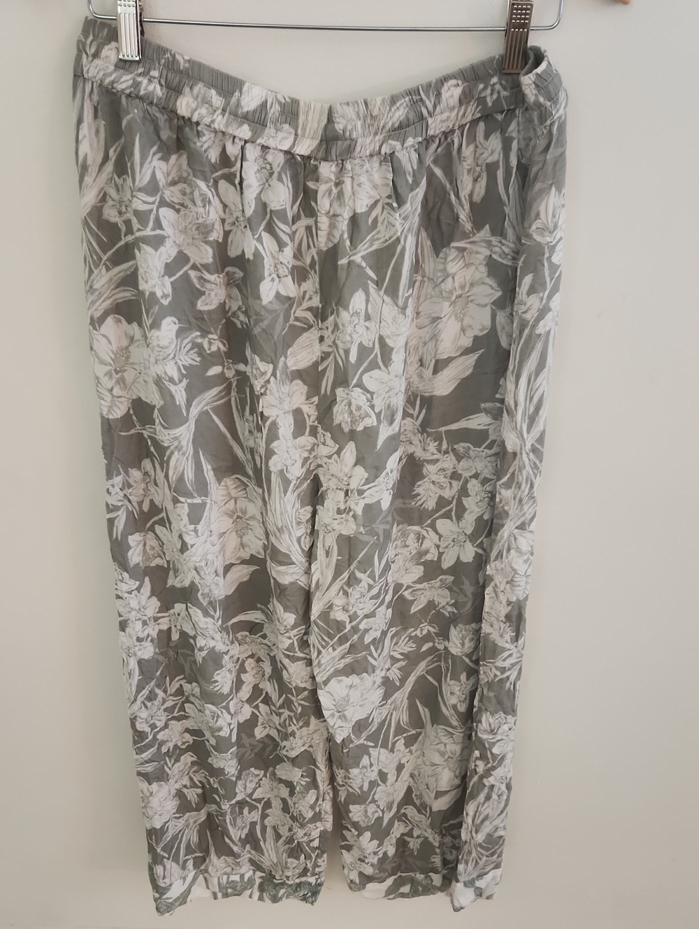 World Market Mila Floral Drawstring Wide Leg Pants in Sage and Ivory Boho L/XL - Picture 5 of 5